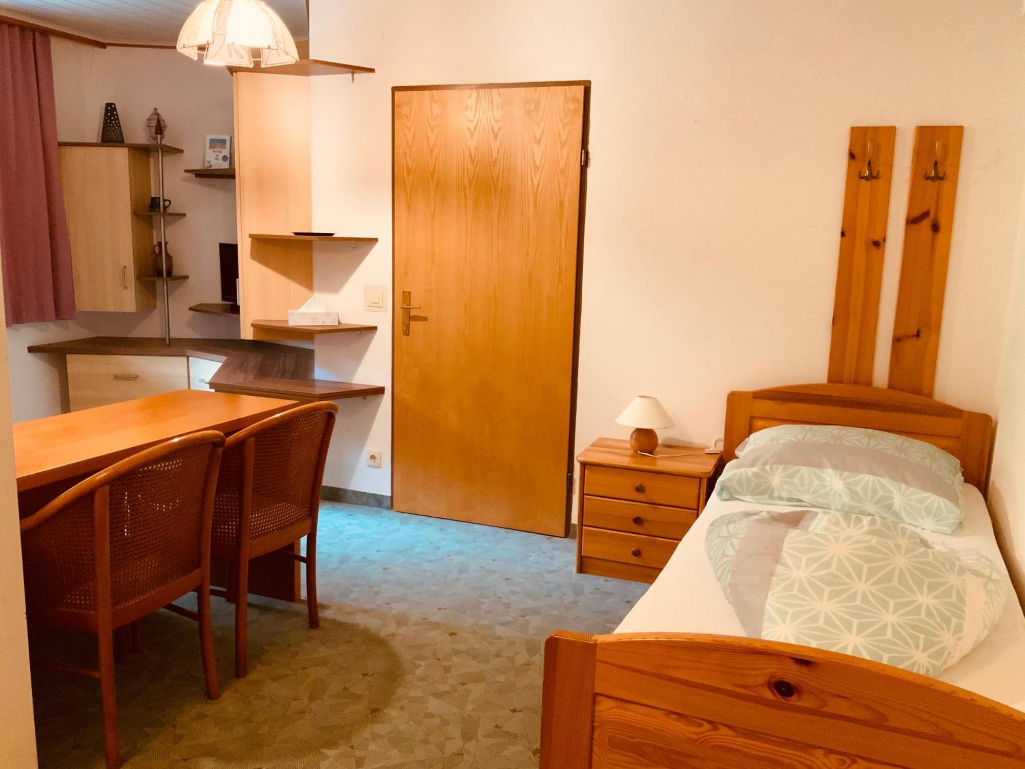 Motel Brunner Apartments & Zimmer Eisenkappel-Vellach Chambre photo